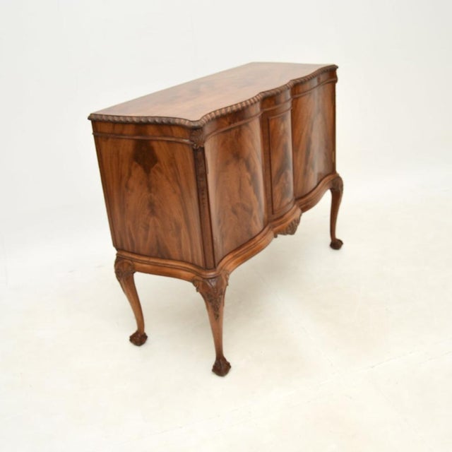 Chippendale Serpentine Cabinet, 1900s For Sale - Image 4 of 10