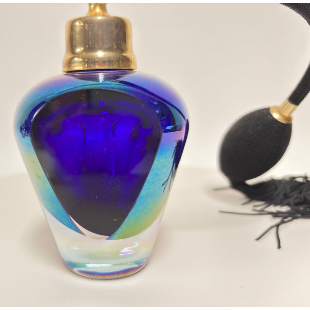 Iridescent Cobalt and Amethyst Art Glass Perfume Atomizer Faceted Crystal 1980 For Sale - Image 15 of 18