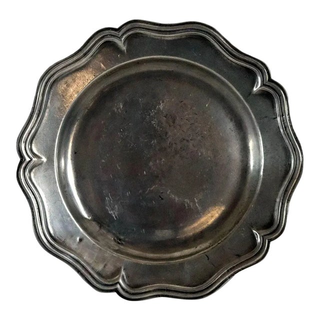 19th Century Continental Pewter Wavy Edge Multi-reed Plate For Sale