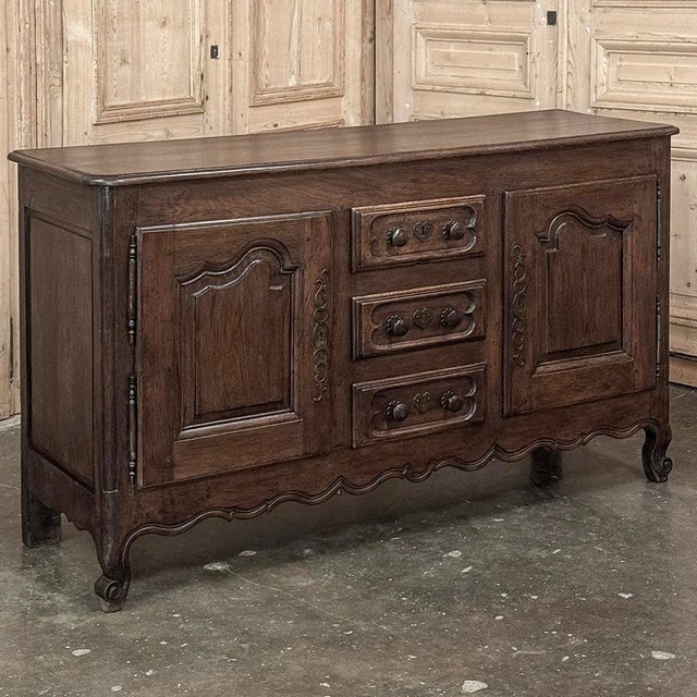 French Country 18th Century Country French Buffet ~ Credenza For Sale - Image 3 of 18