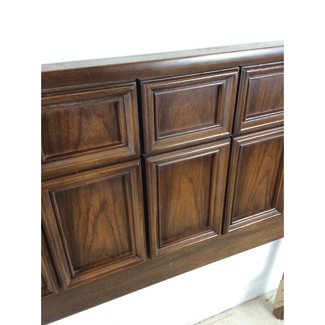 Mid Century Modern King Headboard With Beveled Square Design For Sale - Image 12 of 17
