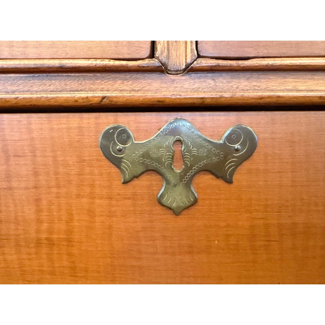 Antique Chippendale Tiger Maple Bedroom Chest For Sale - Image 4 of 12
