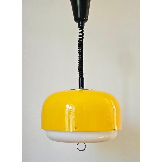 Mid-Century Space Age Pendant Light by Guzzini for Meblo, Italy, 1970s For Sale - Image 6 of 13