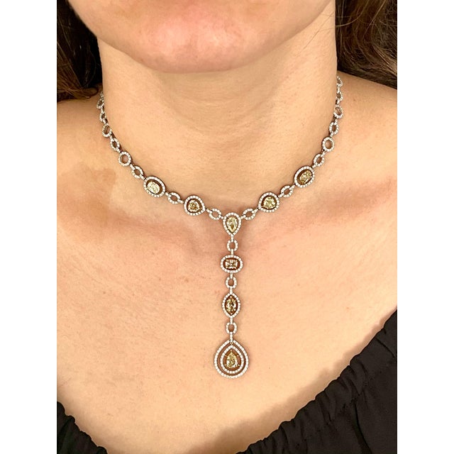 8 Yellow Solitaire Diamond and White Diamond Necklace 18 Karat White Gold For Sale - Image 13 of 18