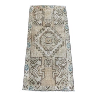 Turkish Yastik Rug 1'6" x 3'2" For Sale