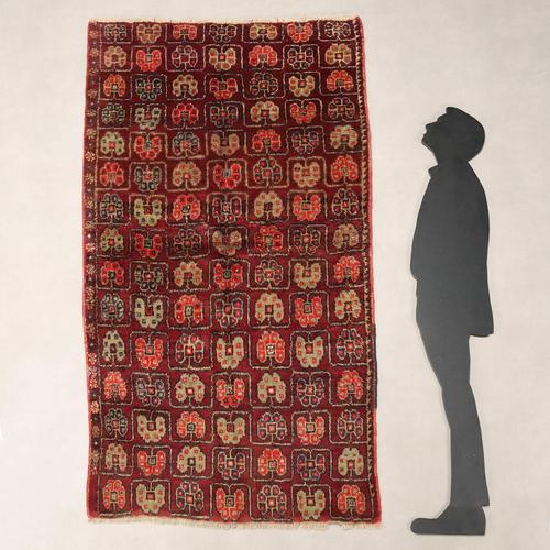 Melas rug in wool, large knot, hand-made. This piece is attributed to the mentioned designer/maker. It has no attribution...