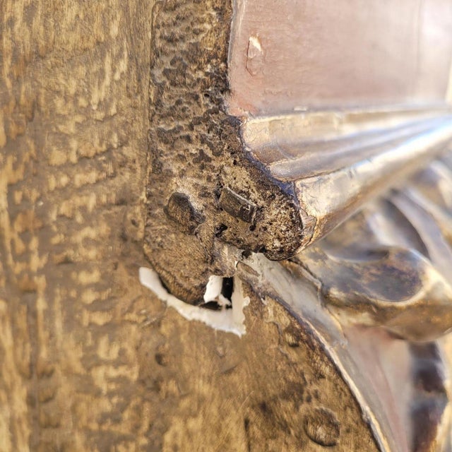 Wood 17th Century Italian Baroque Carved, Painted and Gilded Wood Wall Brackets, Set of 2 For Sale - Image 7 of 18