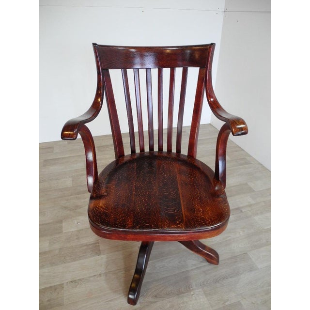 Design: Adolf Loos Model: Cafe Capua Thonet No. 669 Original adhesive label, no brand stamp Original circa 1900-1920,...