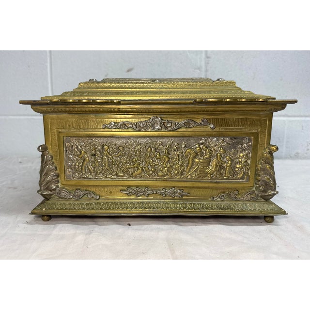 Large Antique Spanish Baroque 2 Tone Heavy Brass Ornate Dresser Casket Desk Box For Sale - Image 12 of 16