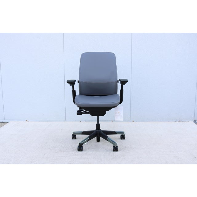 2010s Steelcase New Amia Executive Ergonomic Office Chair Gray Vinyl, Fully Adjustable For Sale - Image 5 of 18