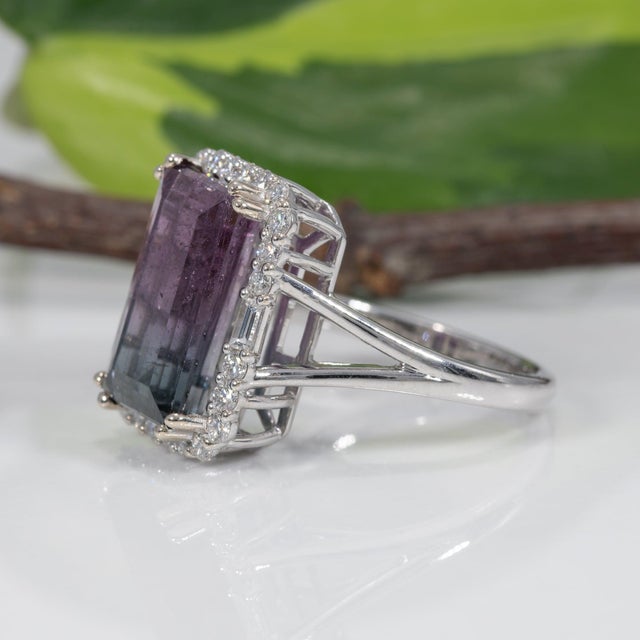 6.3Ct Bi-Color Tourmaline Ring With Natural Diamond Accents in Solid 14k Gold, Size 6.75 For Sale In Columbus - Image 6 of 9