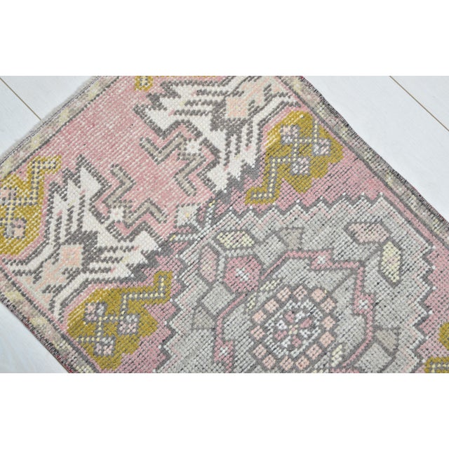 1960s Mid 20th Century Ottoman Accent Turkish Rug For Sale - Image 5 of 5