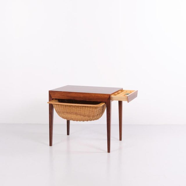 Severin Hansen Model 40 Rosewood Side Table by Severin Hansen for Haslev Møbelfabrik, 1960 For Sale - Image 4 of 12