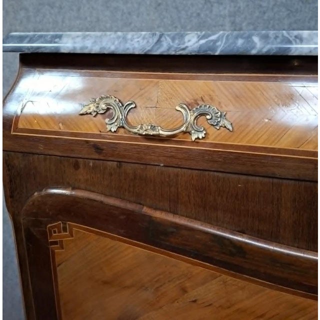 Wood Louis XV Secretary in Marquetry and Wood Veneer, 18th Century For Sale - Image 7 of 11