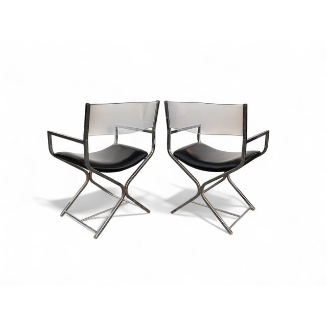 Pair of 1970s Chrome and Lucite Director’s Chairs With Black Leatherette Seats For Sale - Image 4 of 5