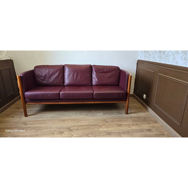 Danish Leather Sofa, 1960s For Sale - Image 4 of 4
