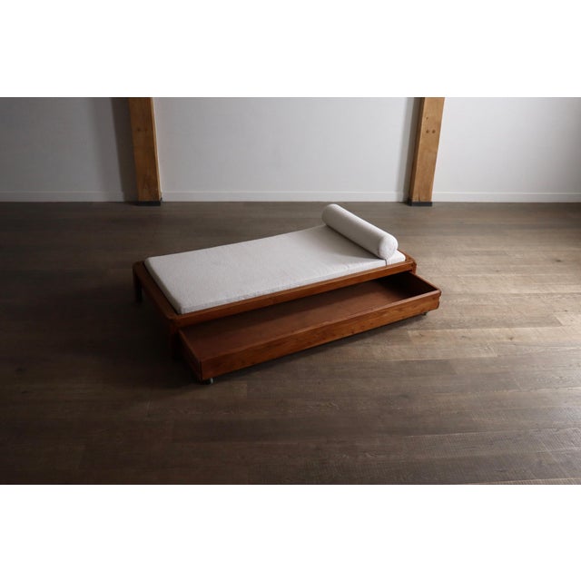 L03 Daybed in Elm by Pierre Chapo, France, 1960s For Sale - Image 6 of 10