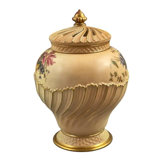 Blush Ivory Covered Pot-Pourri Jar from Royal Worcester, 1903 For Sale - Image 5 of 12