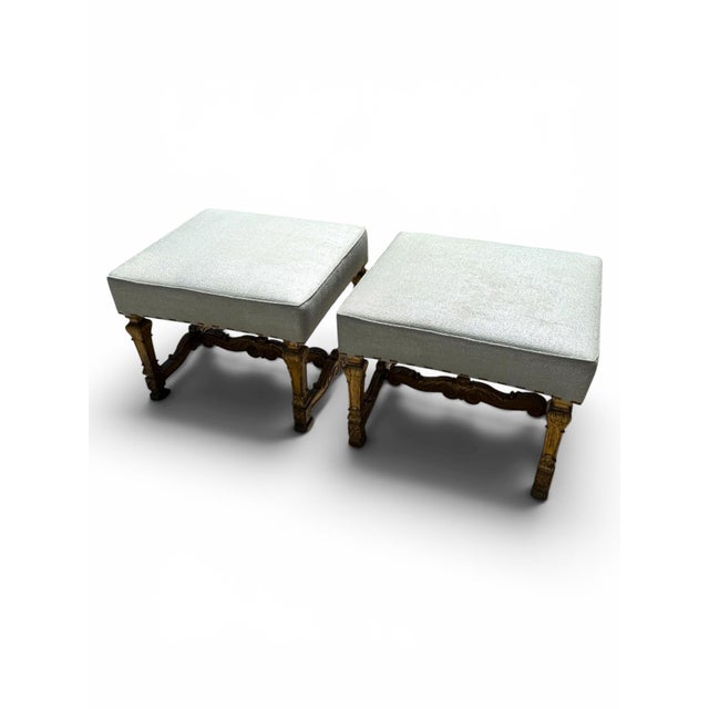 Pair of 19th Century Italian Carved Giltwood Ottomans Newly Upholstered in Linen For Sale - Image 4 of 4