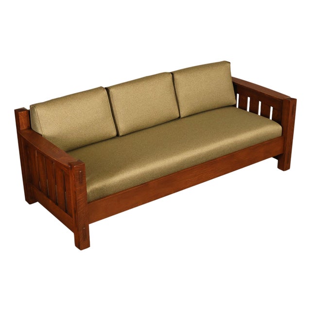 Custom Quality Mission Style Oak Settle Sofa For Sale