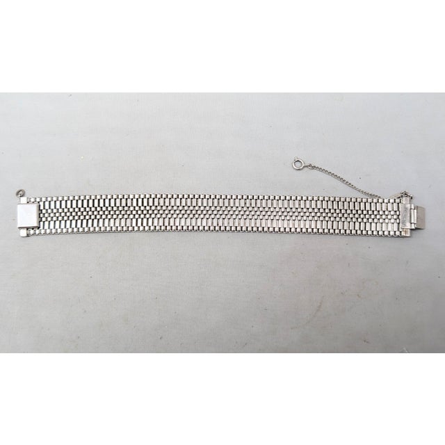 1980s Vintage C1980 Signed Monet Rhodium Plated Mesh Bracelet For Sale - Image 5 of 8