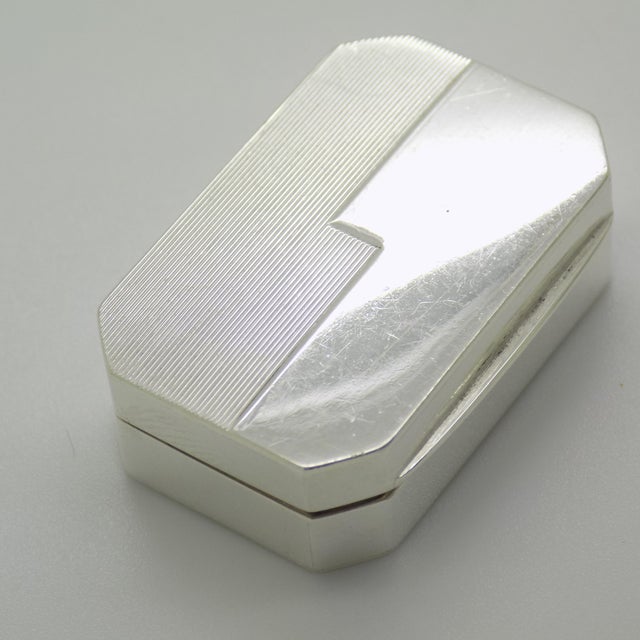 Italian Vintage Italian Handmade Genuine Silver Codevilla Branded Pill Snuff Trinket Box, 1931 For Sale - Image 3 of 12