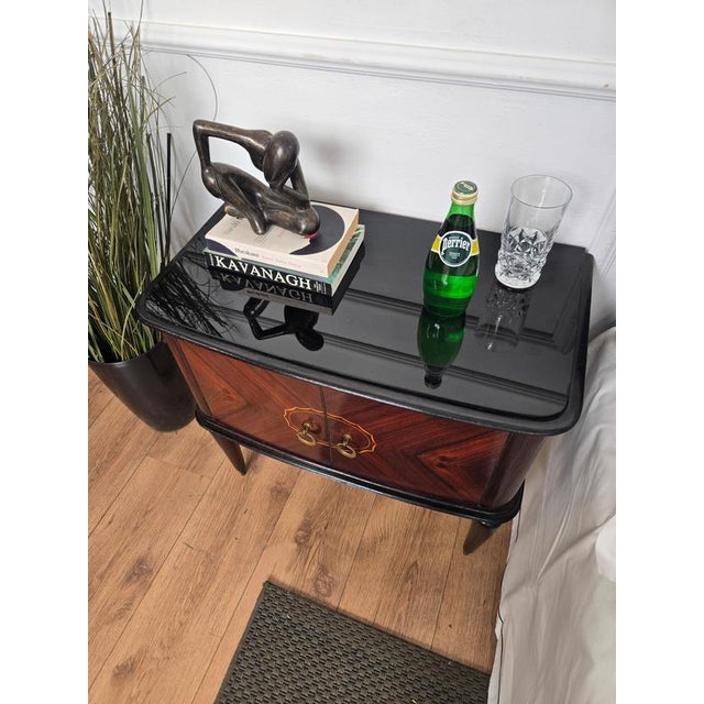 1950s Mid-Century Art Deco Italian Nightstands in Walnut Glass Top, 1950s, Set of 2 For Sale - Image 5 of 10