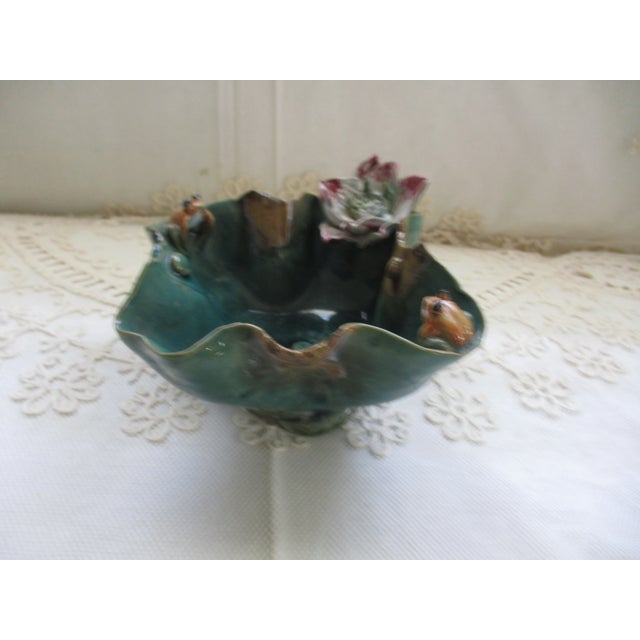 This is a Wonderful! Vintage Majolica Green Bowl With Waterlily & Two Frogs in a Deep Green with a White and Pink...