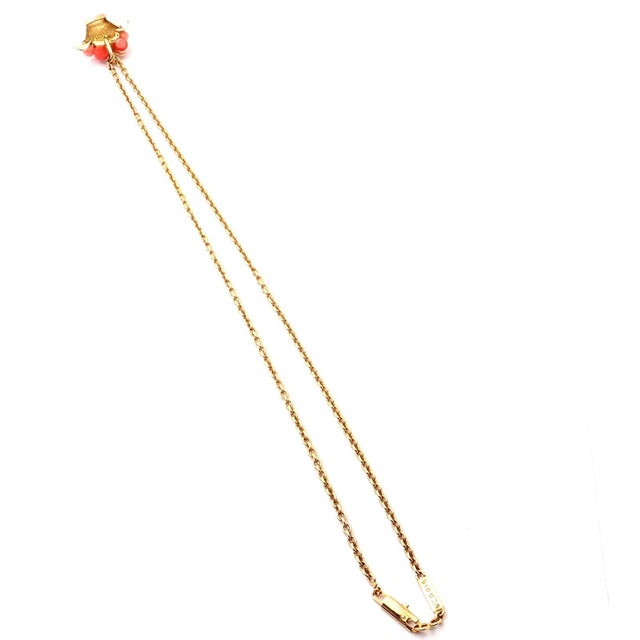 About This Piece: Metal:18k yellow gold Measurements: Length: 18" Pendant: 20mm x 20mm Weight: 13.3 grams Stones: 6 round...