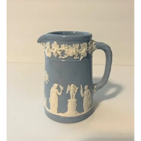1920s Wedgwood of Etruria & Barlaston Embossed Queens Ware Creamer For Sale - Image 10 of 10
