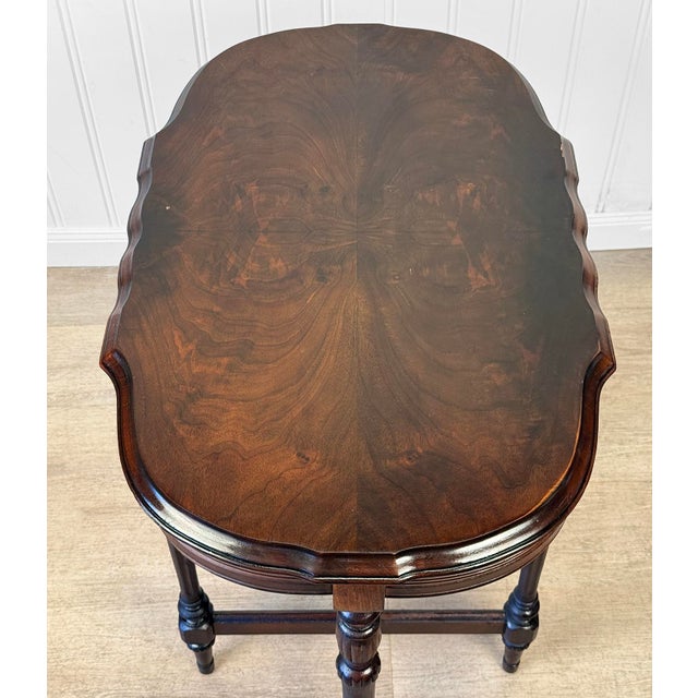 Vintage Traditional Victorian Mahogany Inlaid Scalloped Side Table For Sale - Image 6 of 15