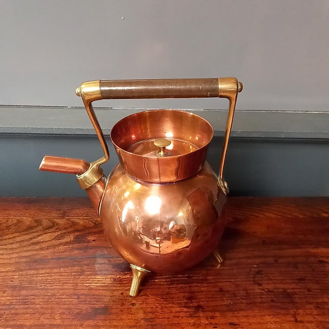 Aesthetic Movement Teapot by Christoffer Dresser, 1880 For Sale - Image 5 of 11