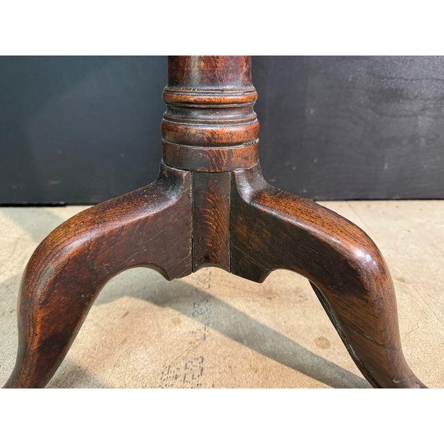 Early 19th Century Georgian Oak Tilt-Top Table, 1800s For Sale - Image 5 of 12