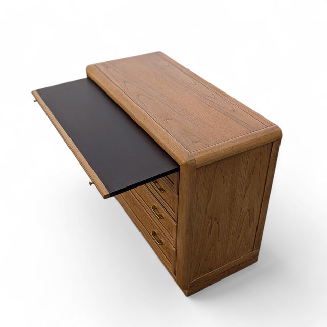 Brown 1980s Thomasville Prestige Oak Drawer Console Sideboard For Sale - Image 8 of 18