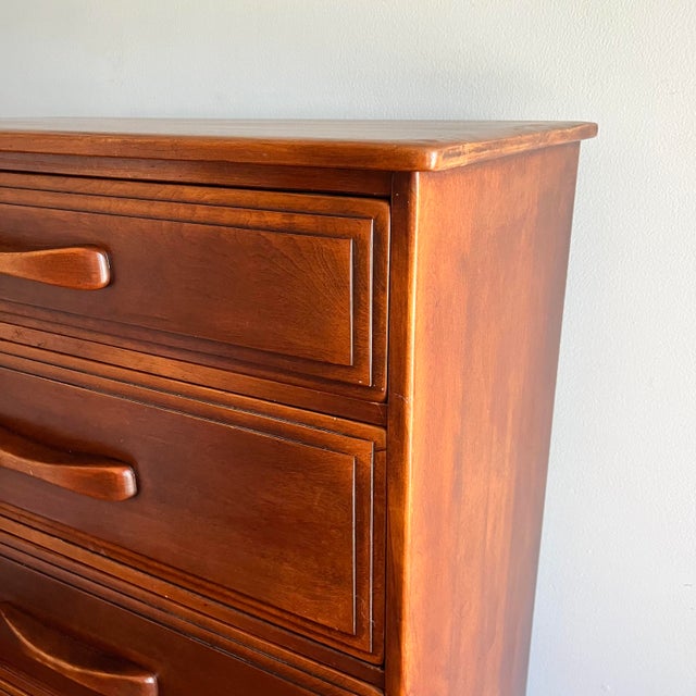 Wood 1940's Wood Dresser 4 Drawer by Cushman Colonial For Sale - Image 7 of 9