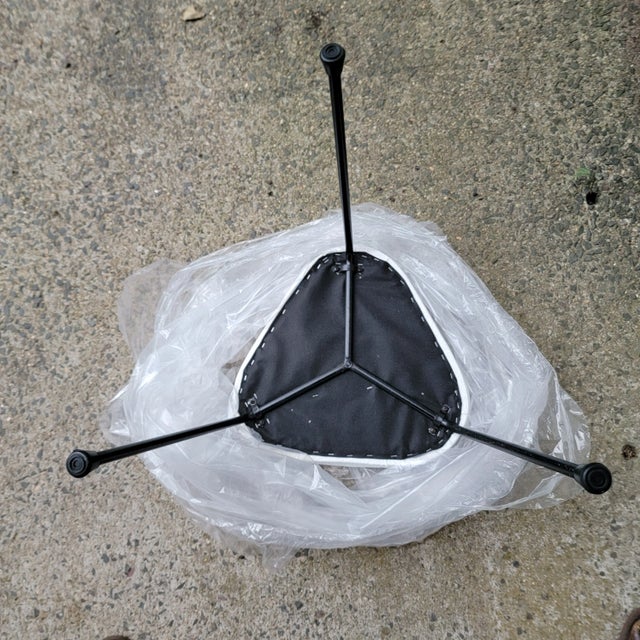 1950s Vintage William Haines Style Three Legged Stools With Triangulated Tops - 3 Pieces For Sale In New York - Image 6 of 12