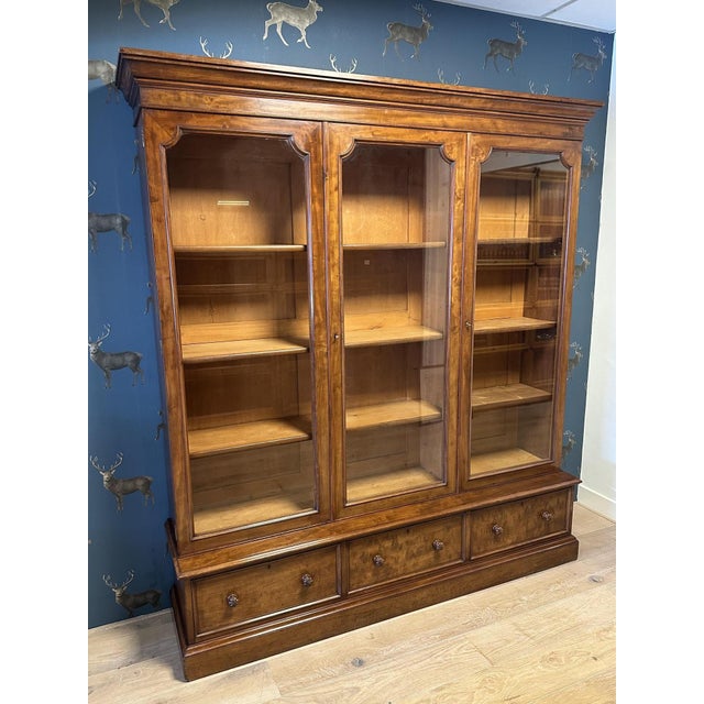 Large English Bookcase in Mahogany For Sale - Image 16 of 16