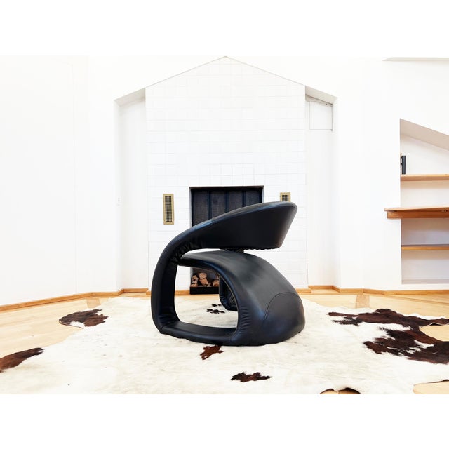 1980s Post Modern Sculptural Lounge Chair MCM For Sale - Image 12 of 16