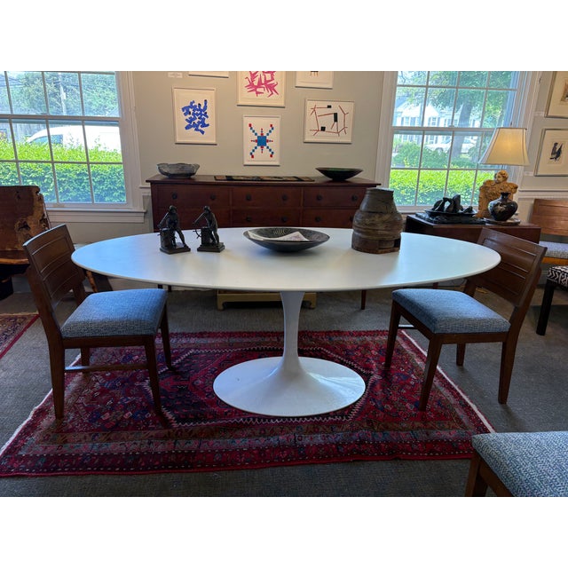 Mid-Century Modern Saarinen Dining Table, Oval For Sale - Image 3 of 5