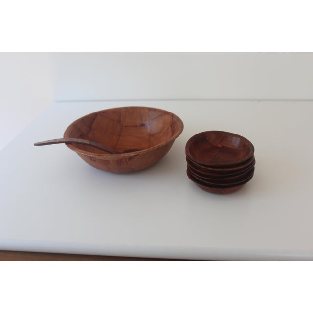 Mid-Century Modern Vintage Woven Bent Wood Snack Set, Retro Style Entertaining, Nut Dishes Appetizer- 8 Pieces For Sale - Image 3 of 9