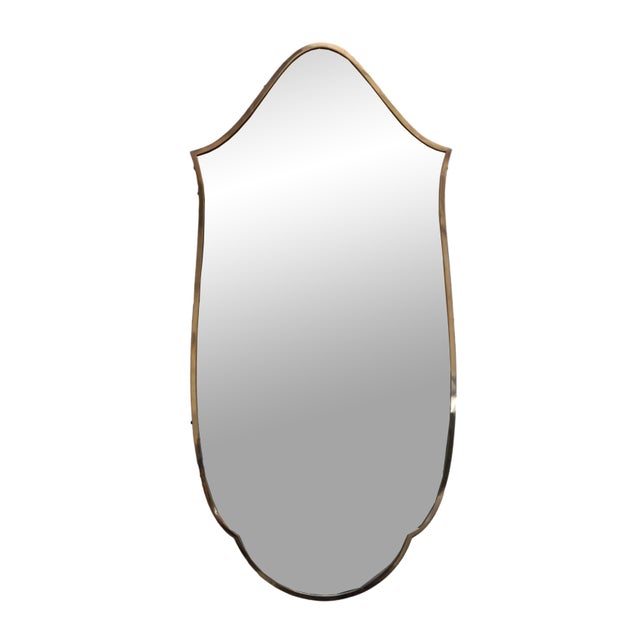 Gold Shield-Shaped Brass Wall Mirror in the style of Gio Ponti, Italy, 1960s For Sale - Image 8 of 8
