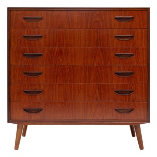 Vintage Danish Mid-Century Six Drawer Teak Dresser For Sale