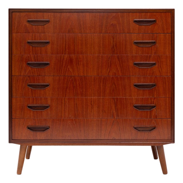 Vintage Danish Mid-Century Six Drawer Teak Dresser For Sale
