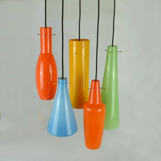 1950s Vintage Pendant Lights in Murano Glass attributed to Vistosi, 1960s, Set of 5 For Sale - Image 5 of 8