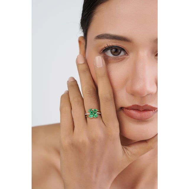 14k Gold Certified Natural Zambian Emerald Diamond Cluster Ring Size 8 For Sale - Image 9 of 18