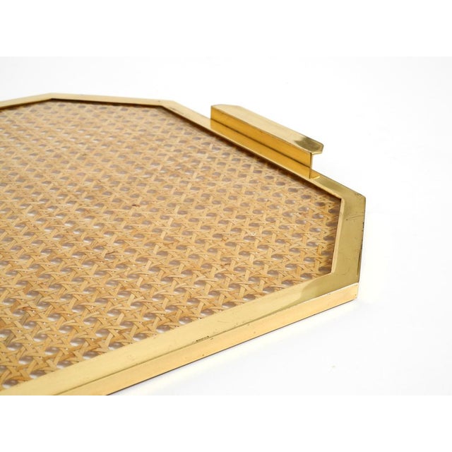 Octagonal Acrylic Glass, Wicker and Brass Serving Tray in the style of Christian Dior, Italy, 1970s For Sale - Image 11 of 18
