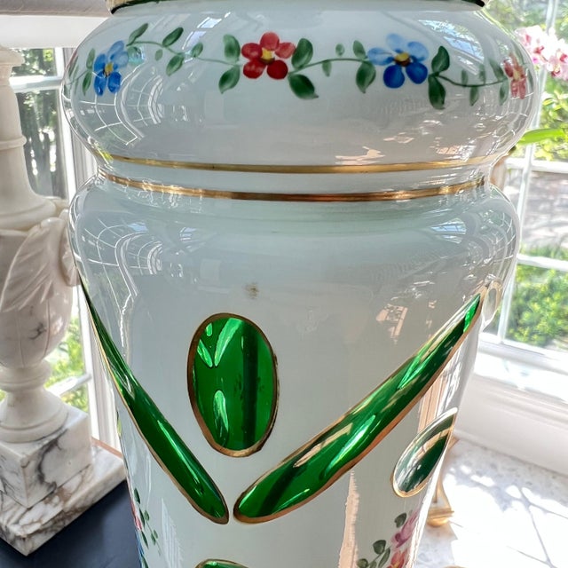 1920s GORGEOUS emerald green Bohemian glass accent lamp // White opaline cut to clear // hand-painted flower garlands // cased glass // cameo For Sale - Image 4 of 10