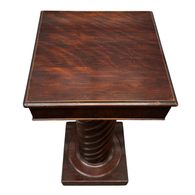 Pair of 19th Century American Empire Pedestals or Plant Stands For Sale In Chicago - Image 6 of 12