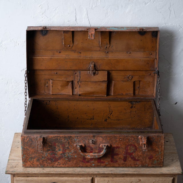 Painted Iron Folk Art Circus Trunk for D. Beer, c.1925 For Sale - Image 4 of 13