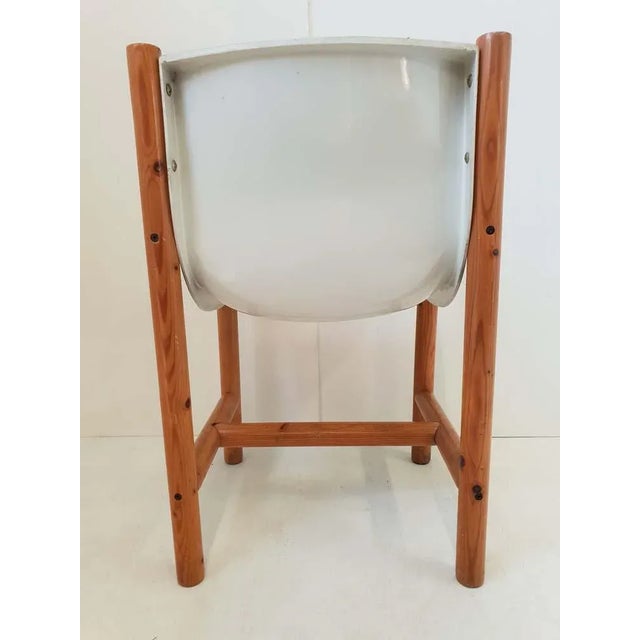 Wood Vintage Italian Chair in Pine & Moulded Plastic, 1980s For Sale - Image 7 of 12